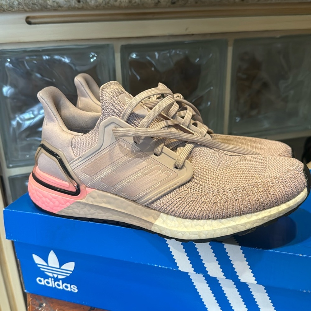 PRIMEBLUE ADIDAS RUNNIG SHOES